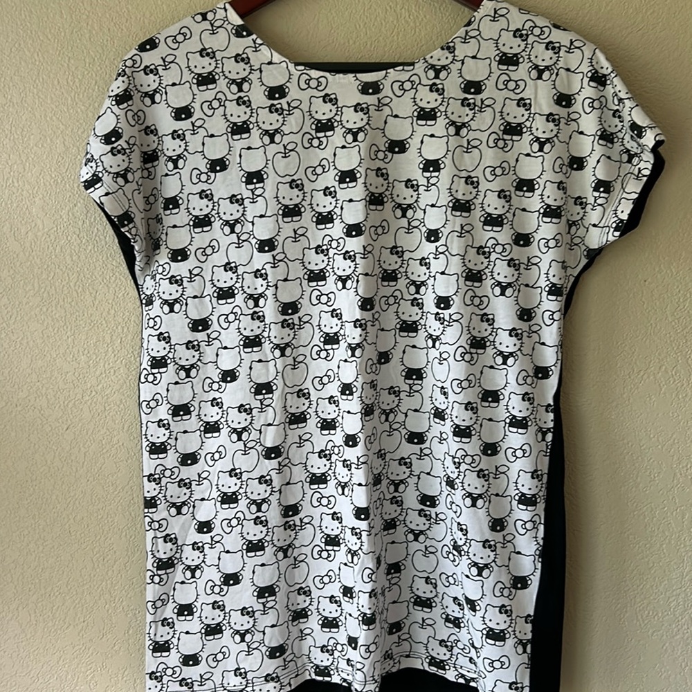 HELLO KITTY Black White Allover Print Black Back Tee, Sz L